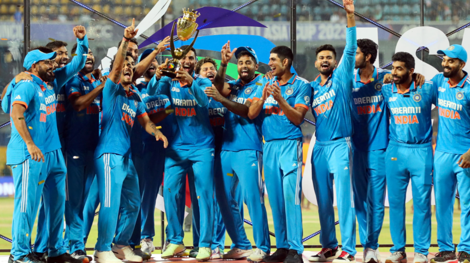 委员会, 基斯坦球员, 武装部队和 委员会, 基斯坦球员, 武装部队和