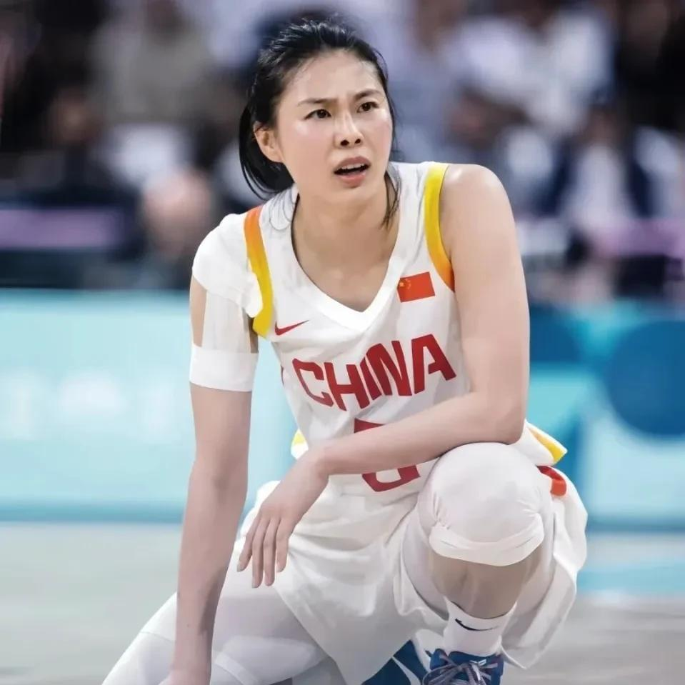 news, 但最终未能, 养内线球员